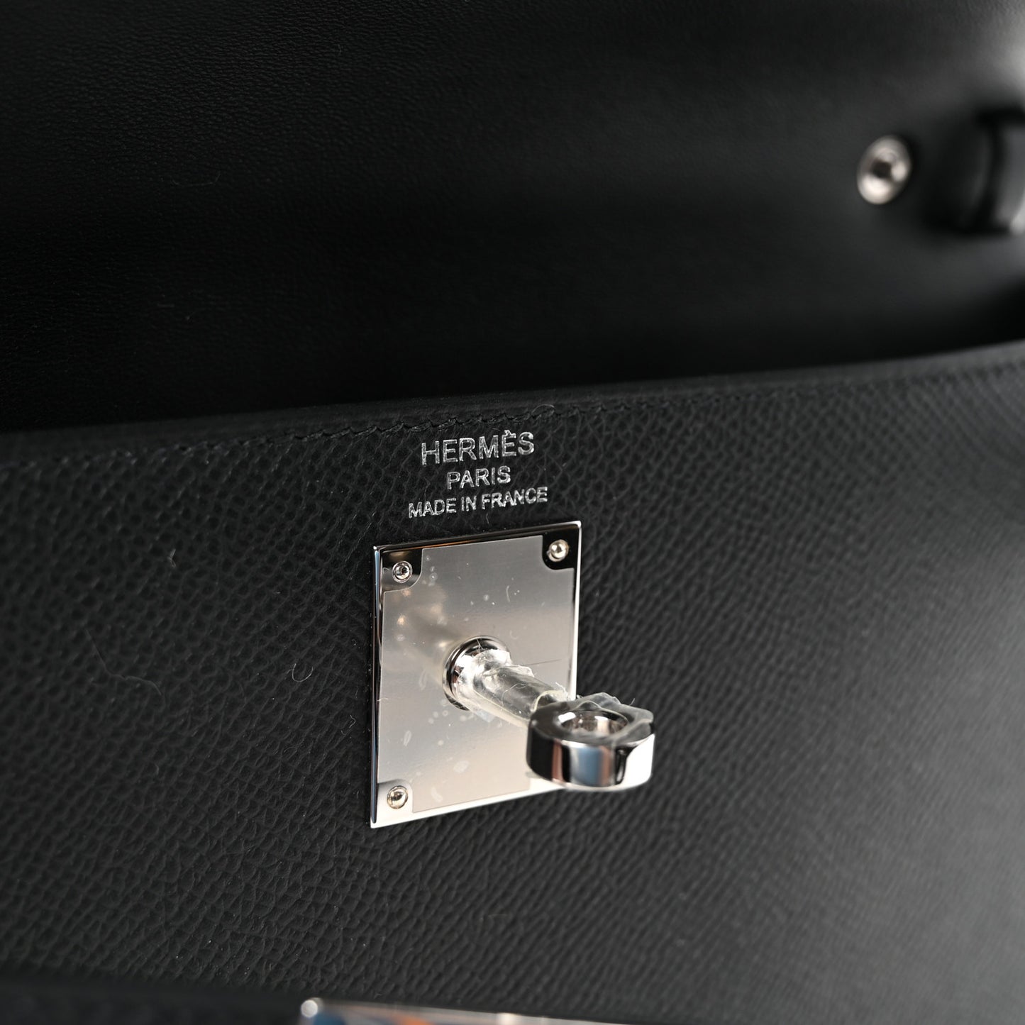 Epsom Kelly Elan Black
