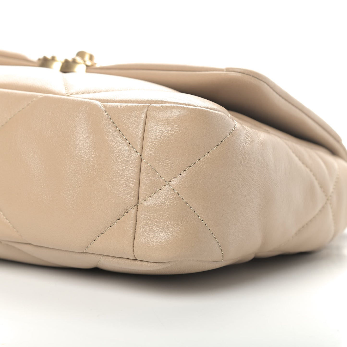 Lambskin Quilted Medium Chanel 19 Flap Dark Beige