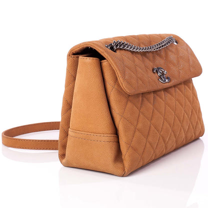 Chanel Iridescent Caviar Medium Lady Pearly Flap Beige 3 of 10