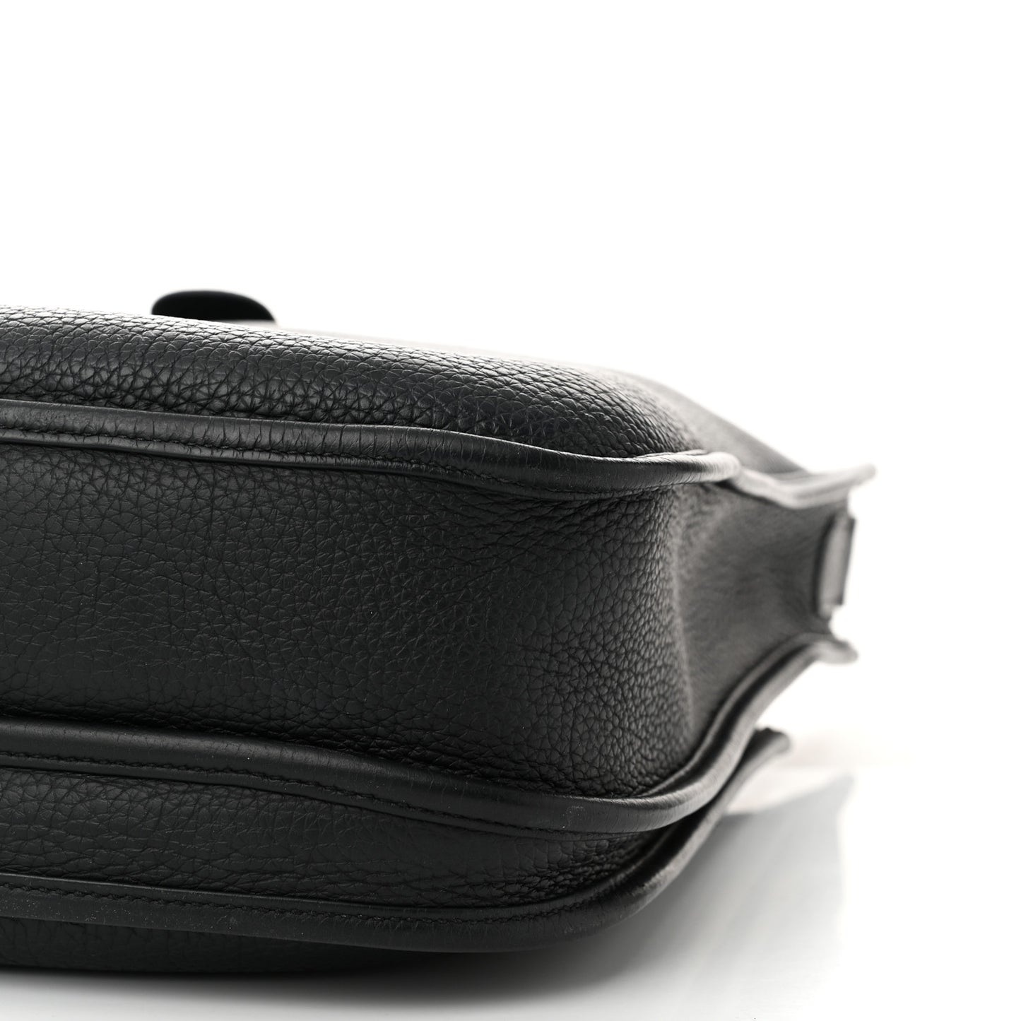 Taurillon Clemence Evelyne III PM Black