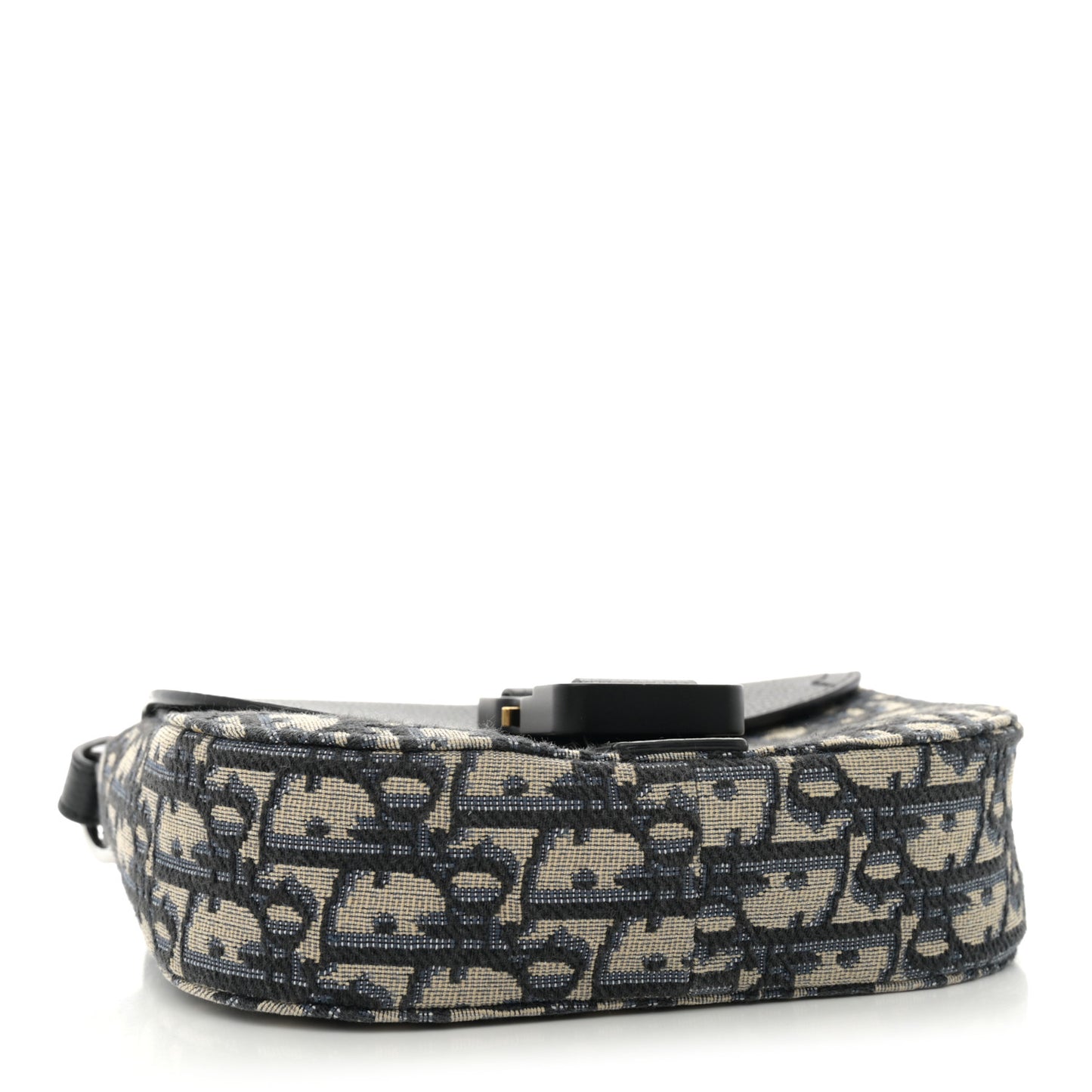 Grained Calfskin Oblique Saddle Messenger Black