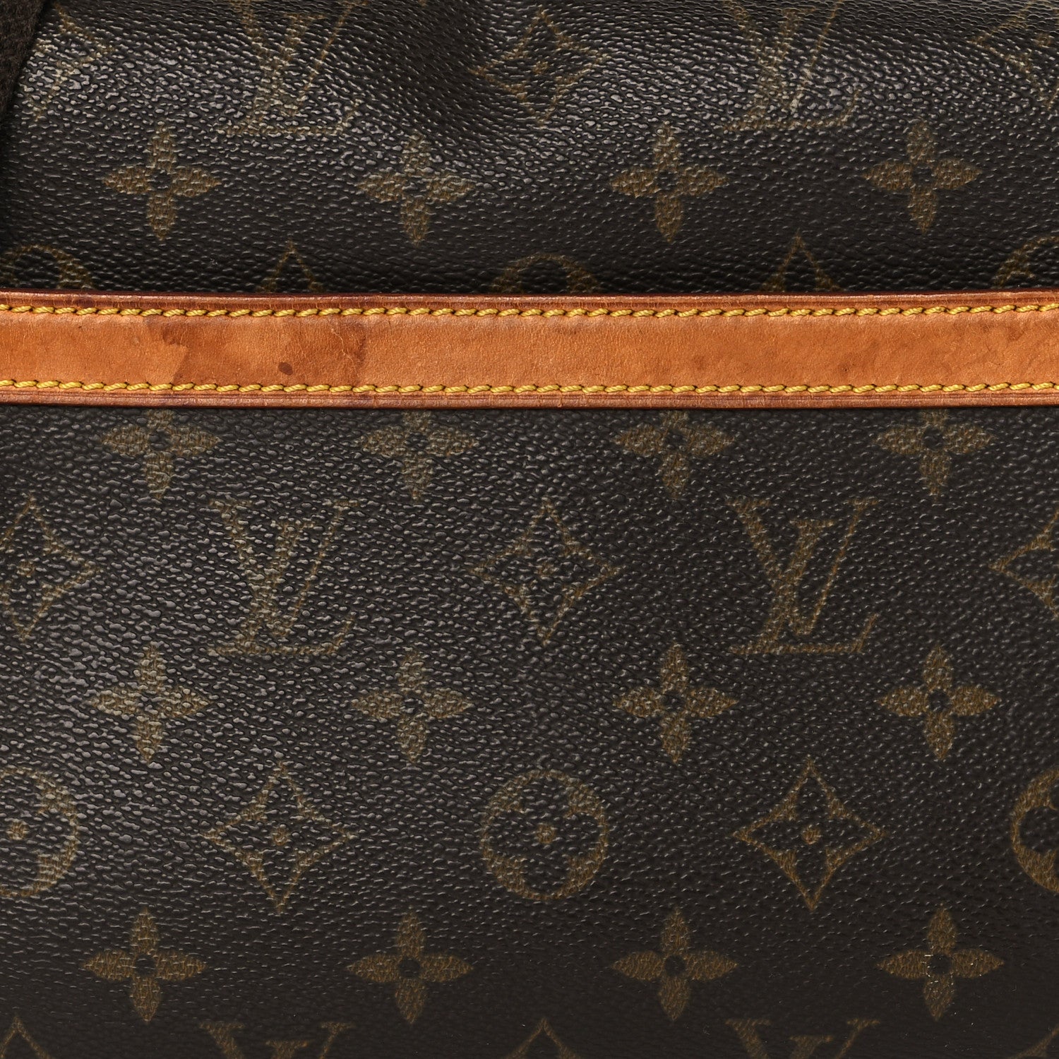 Louis Vuitton Monogram Reporter PM 7 of 10