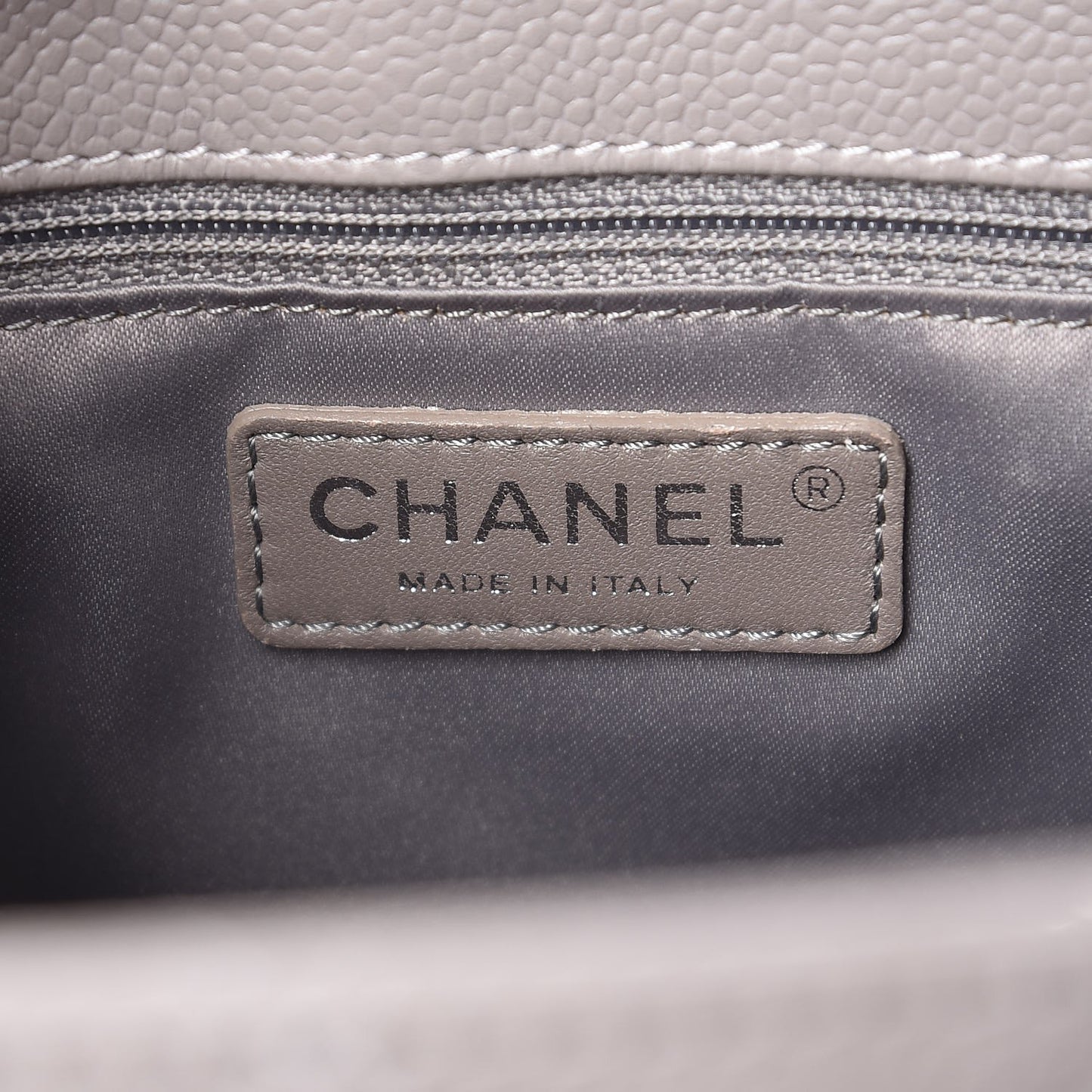 Caviar Quilted Grand Shopping Tote GST Gris Clair