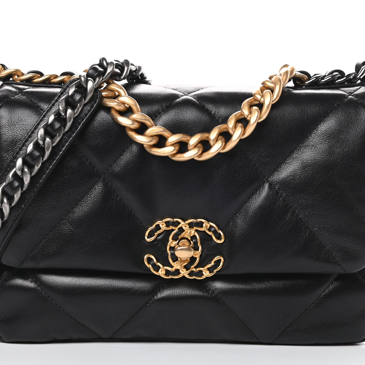 Goatskin Quilted Medium 19 Flap Black