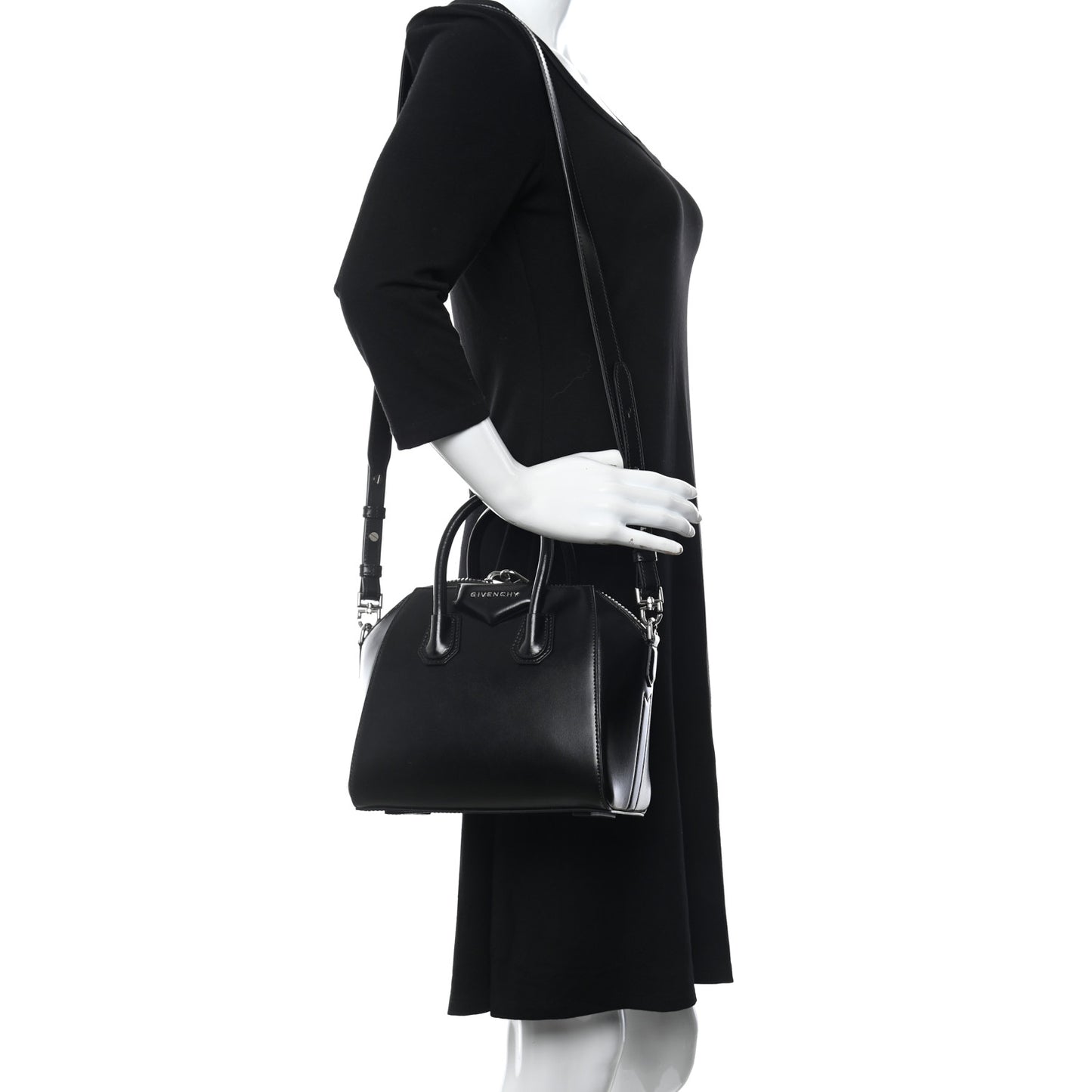 Shiny Lord Calfskin Mini Antigona Black