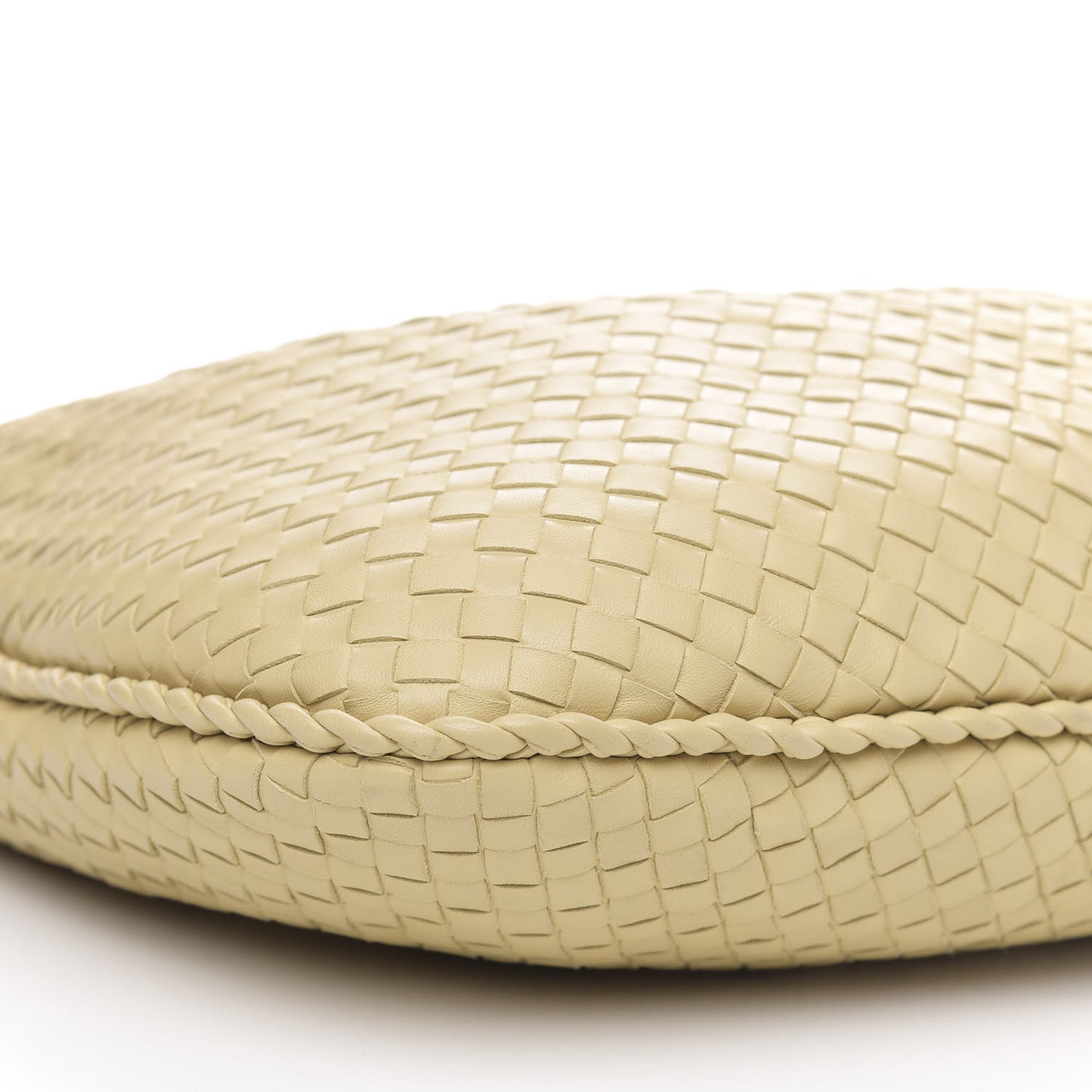 Nappa Intrecciato Medium Veneta Hobo Banane
