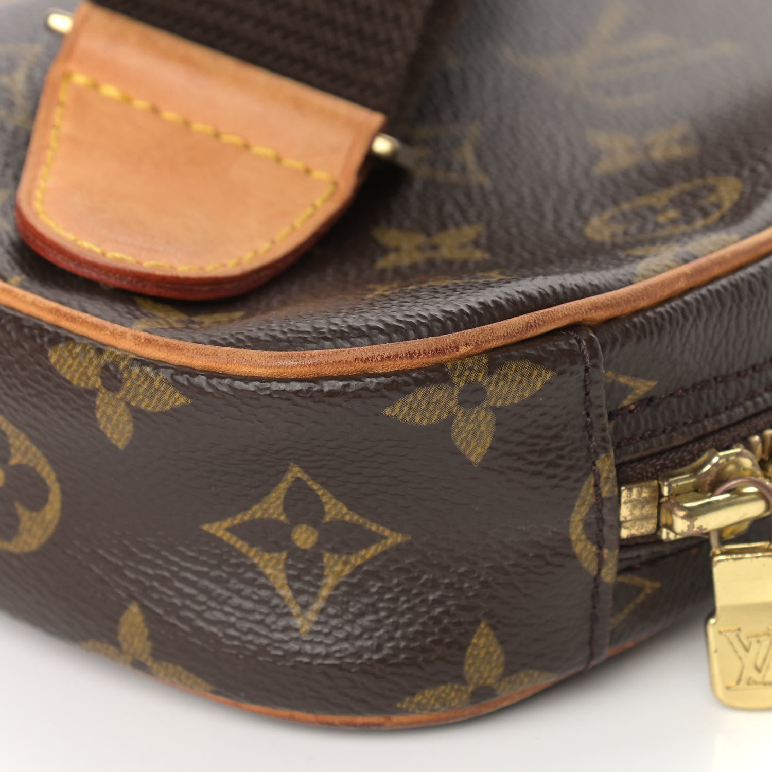 Louis Vuitton Monogram Pochette Gange 11 of 14