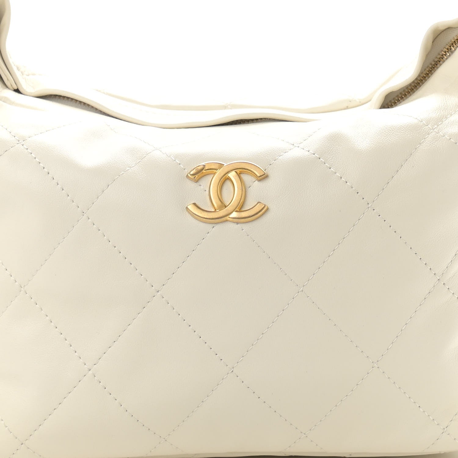 Chanel Calfskin Quilted Daily Hobo White 8 of 11