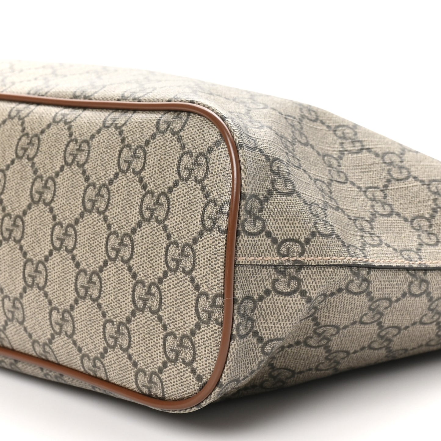 Soft GG Supreme Monogram Small Crossbody Tote Beige Cuir
