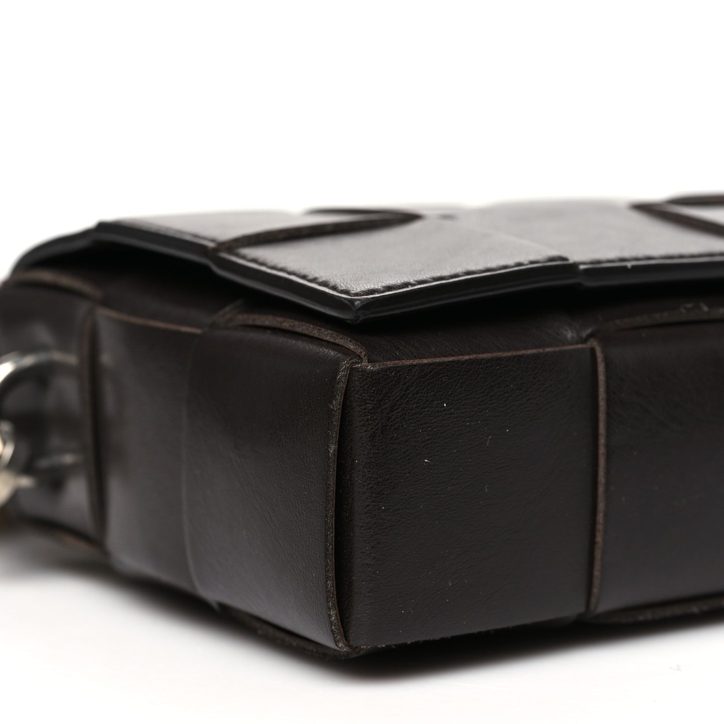 Calfskin Maxi Intrecciato Versatile Cassette Bag Brown