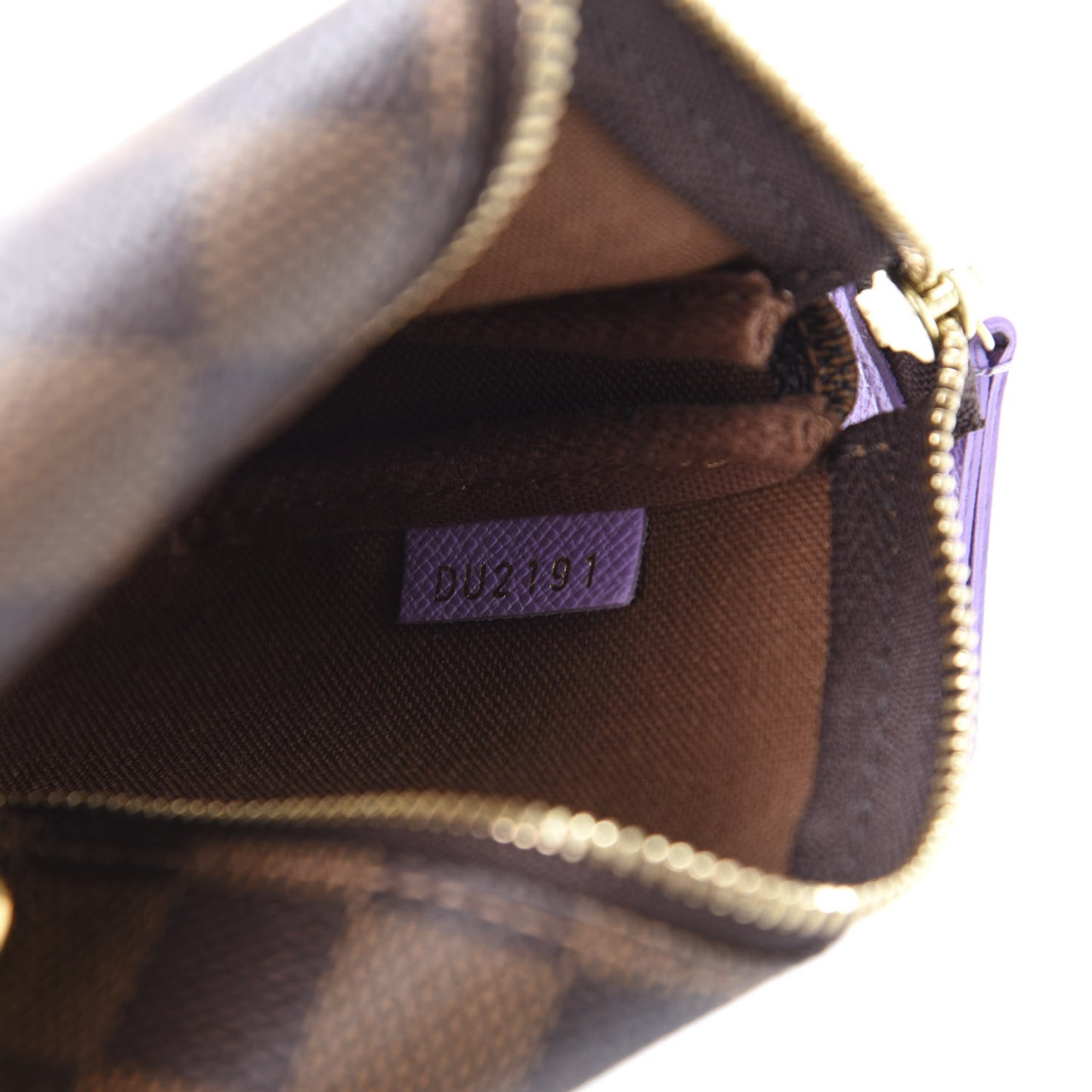 Damier Ebene Illustre Mini Pochette Accessories Violet