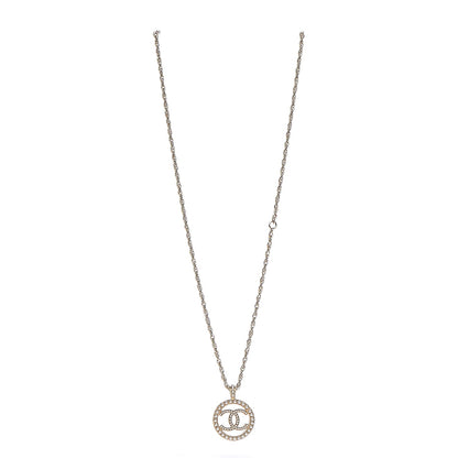 Chanel Pearl CC Short Necklace Gold 3 of 7