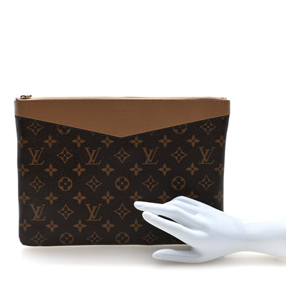 Louis Vuitton Monogram Daily Pouch Sesame 2 of 7