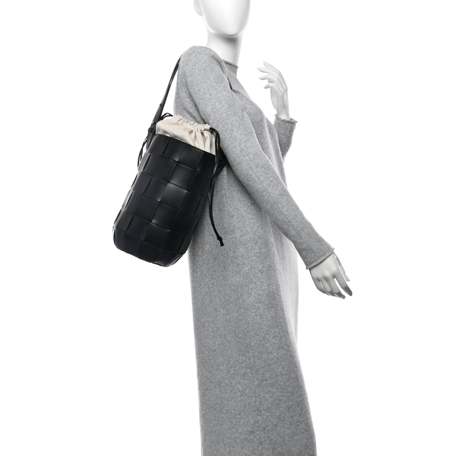 Bottega Veneta Nappa Maxi Intrecciato Cassette Lantern Bucket Bag Black 2 of 11
