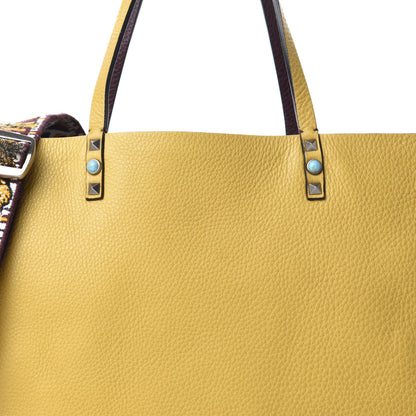 Valentino Garavani Stampa Alce Calfskin Medium Guitar Strap Rockstud Rolling Reversible Tote Wine Yellow 16 of 18
