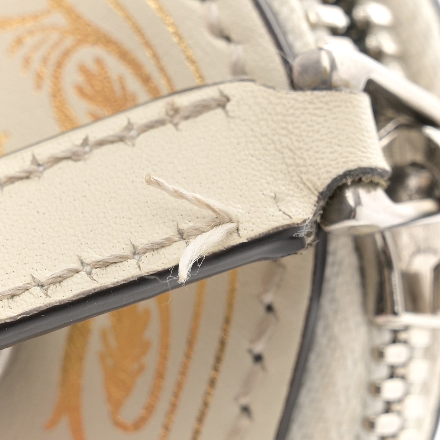 Gucci X SEGA Calfskin GUCCY Stars Mini Dome Shoulder Bag Mystic White Gold 13 of 15