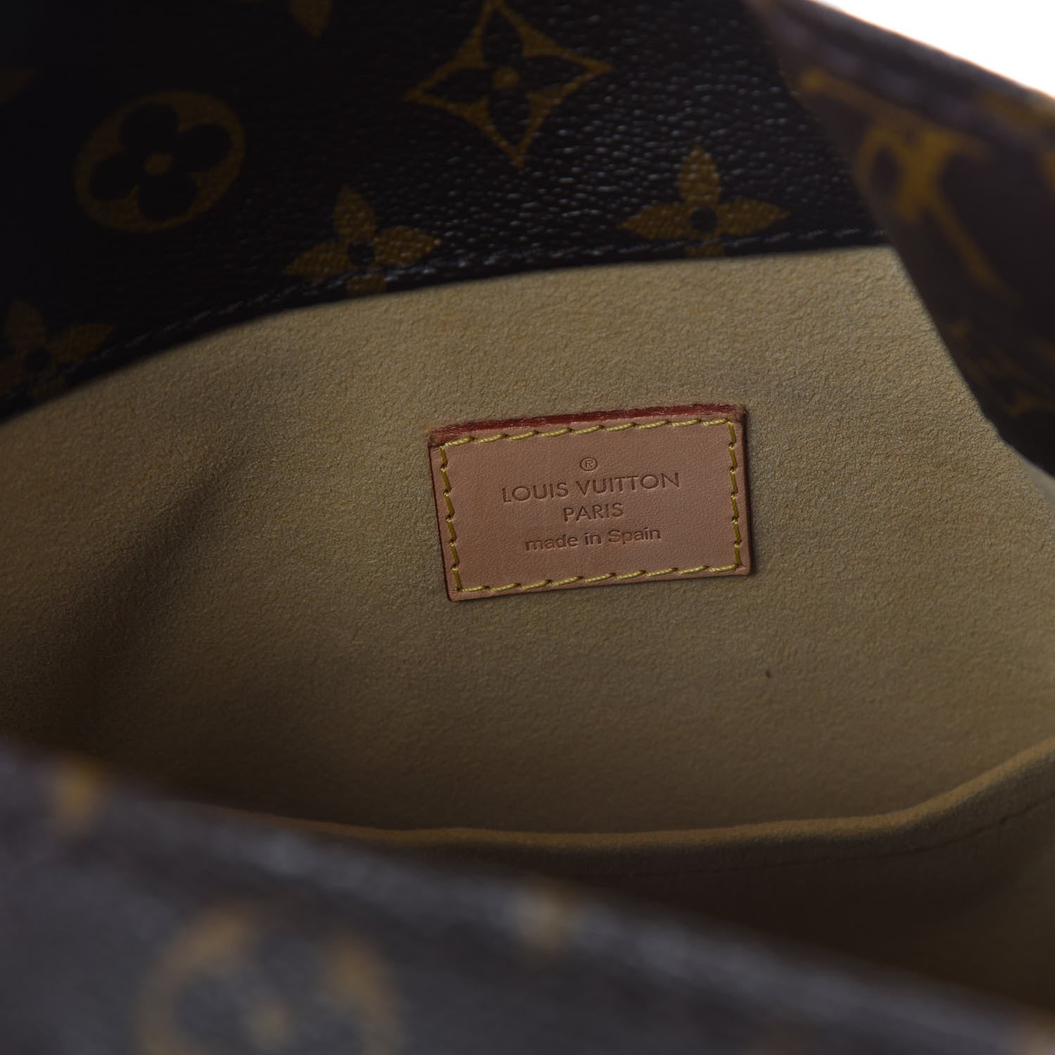 Louis Vuitton Monogram Artsy MM 9 of 11