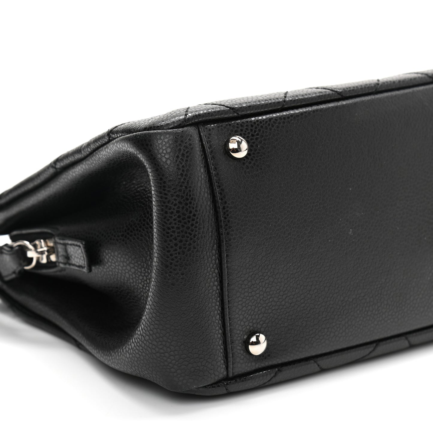Caviar Quilted CC Timeless Soft Tote Black