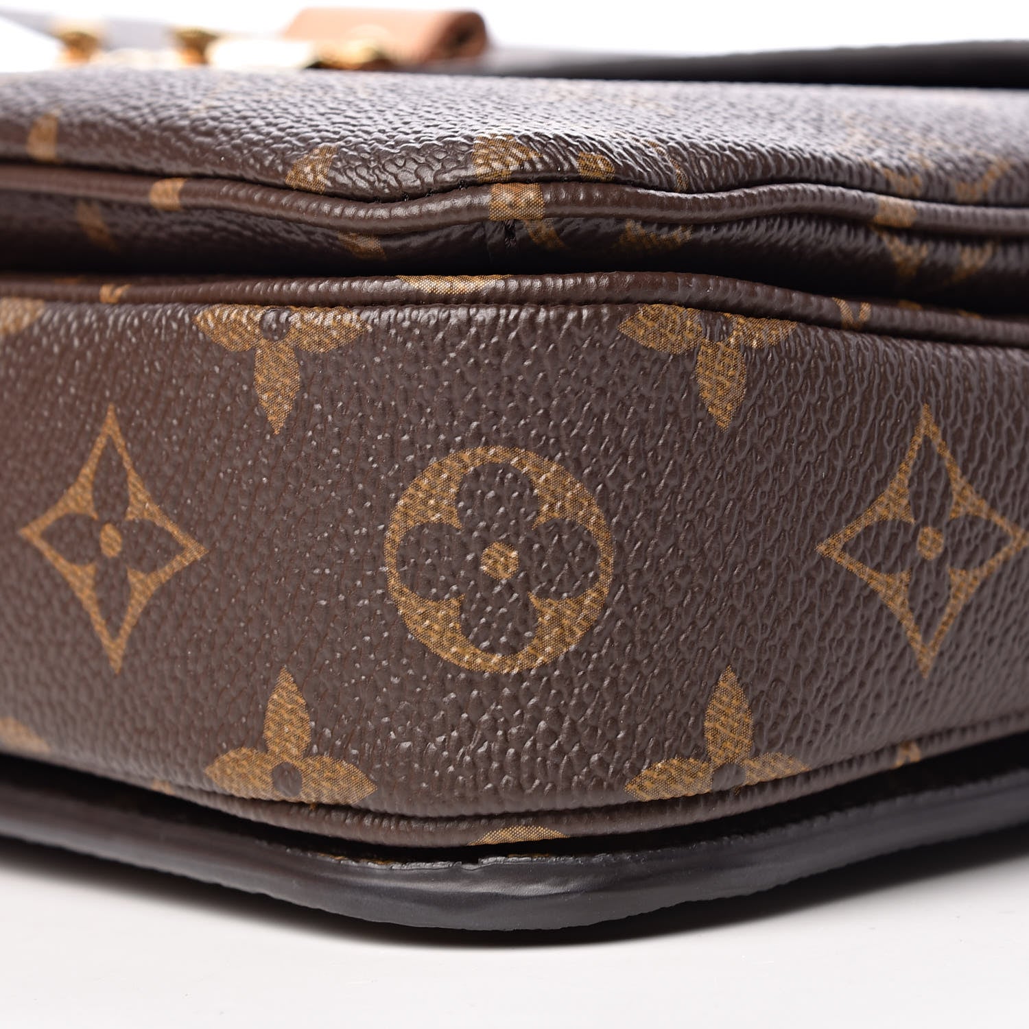 Louis Vuitton Monogram Pochette Metis 10 of 11