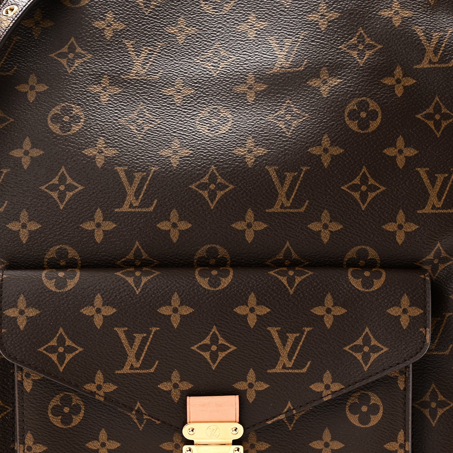 Monogram Metis