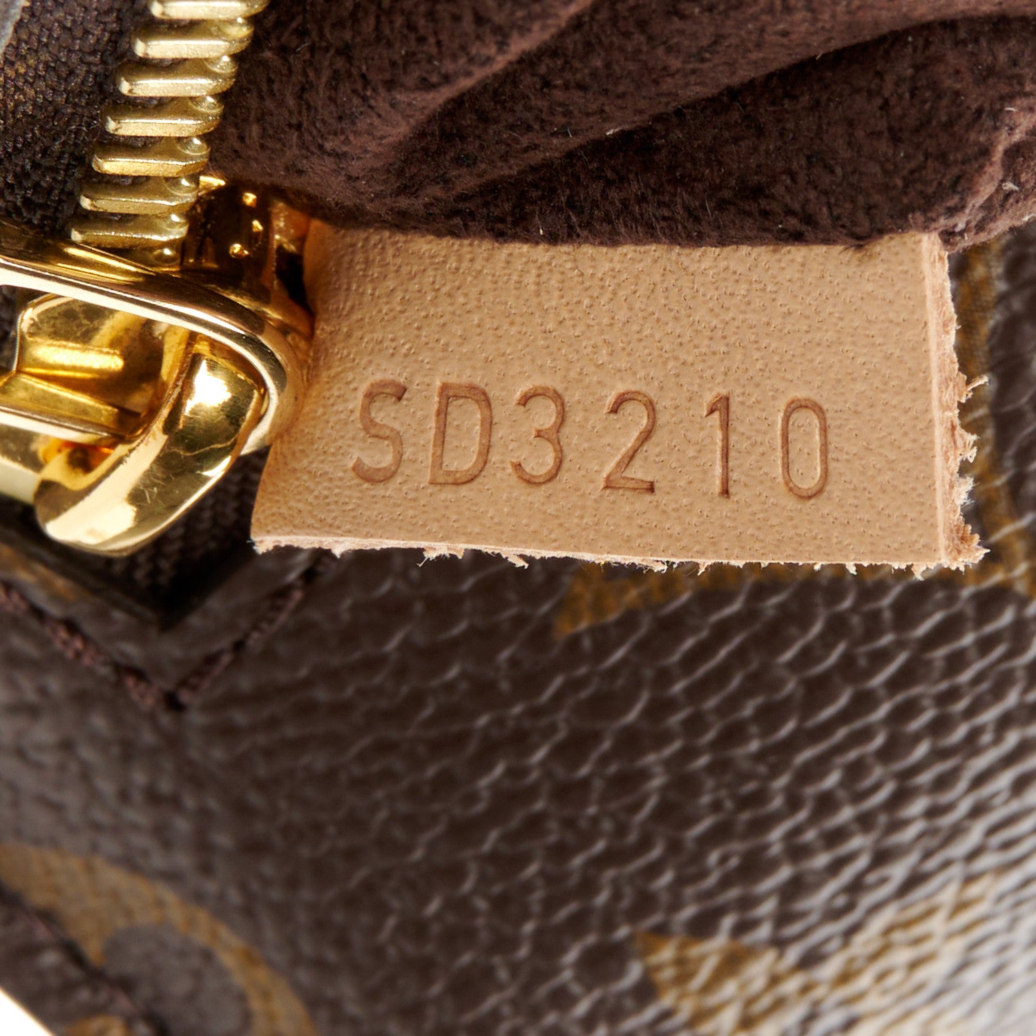 Louis Vuitton Monogram Pochette Metis 8 of 12