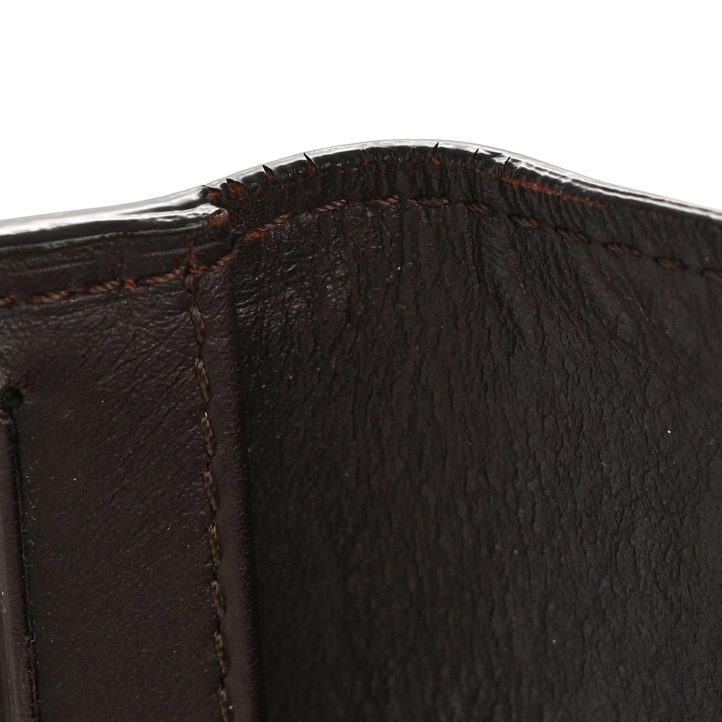 Vernis Porte Tresor International Wallet Amarante