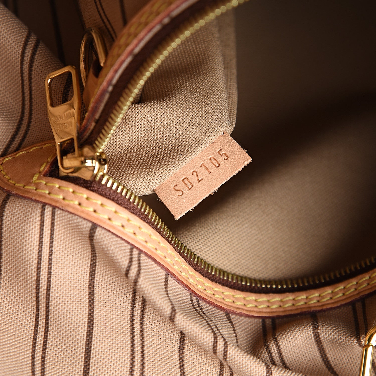 Louis Vuitton Monogram Delightful MM 7 of 15