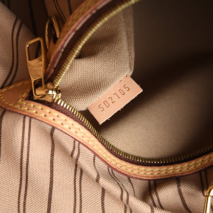 Louis Vuitton Monogram Delightful MM 7 of 15