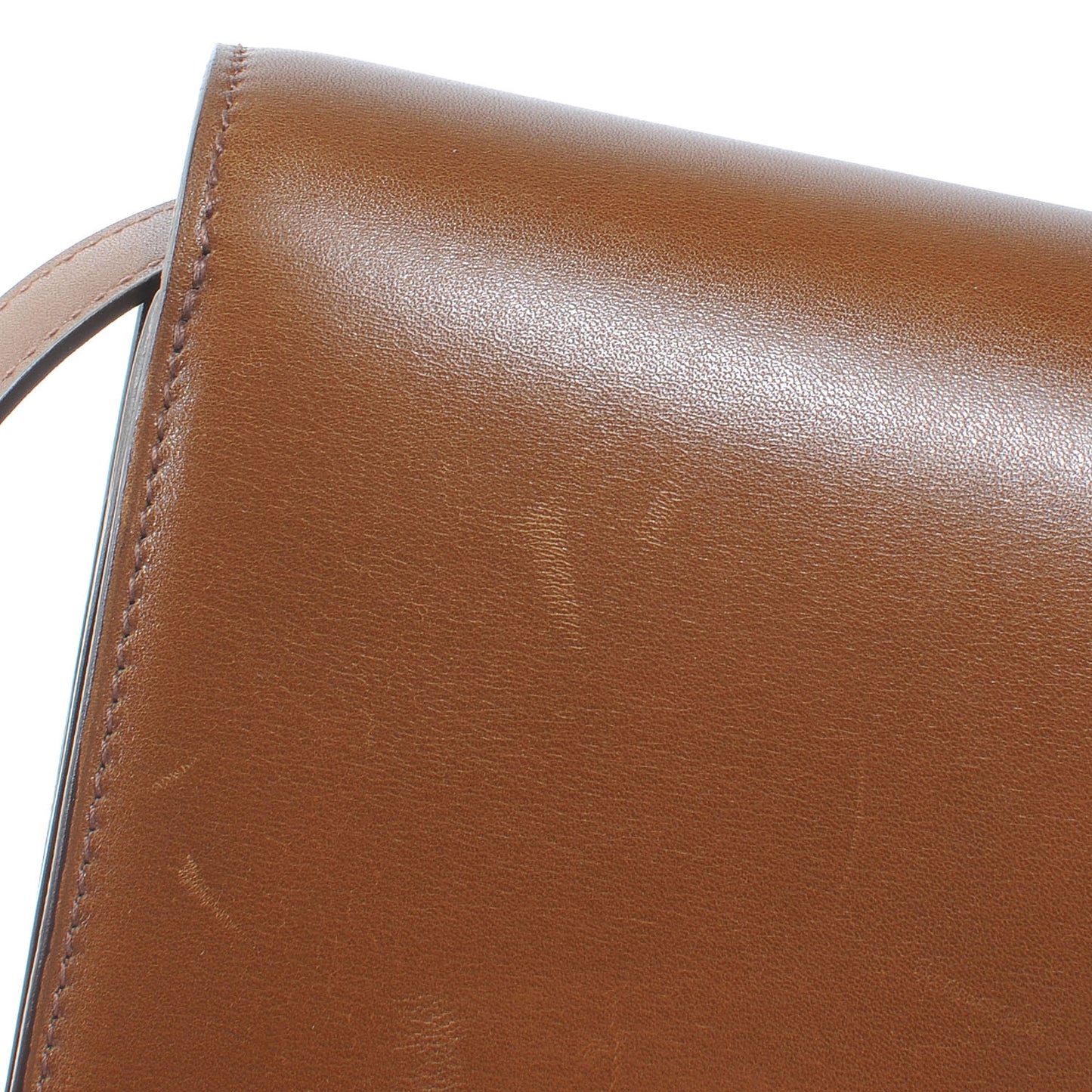 Leather Medium Classic Box Flap Bag Camel
