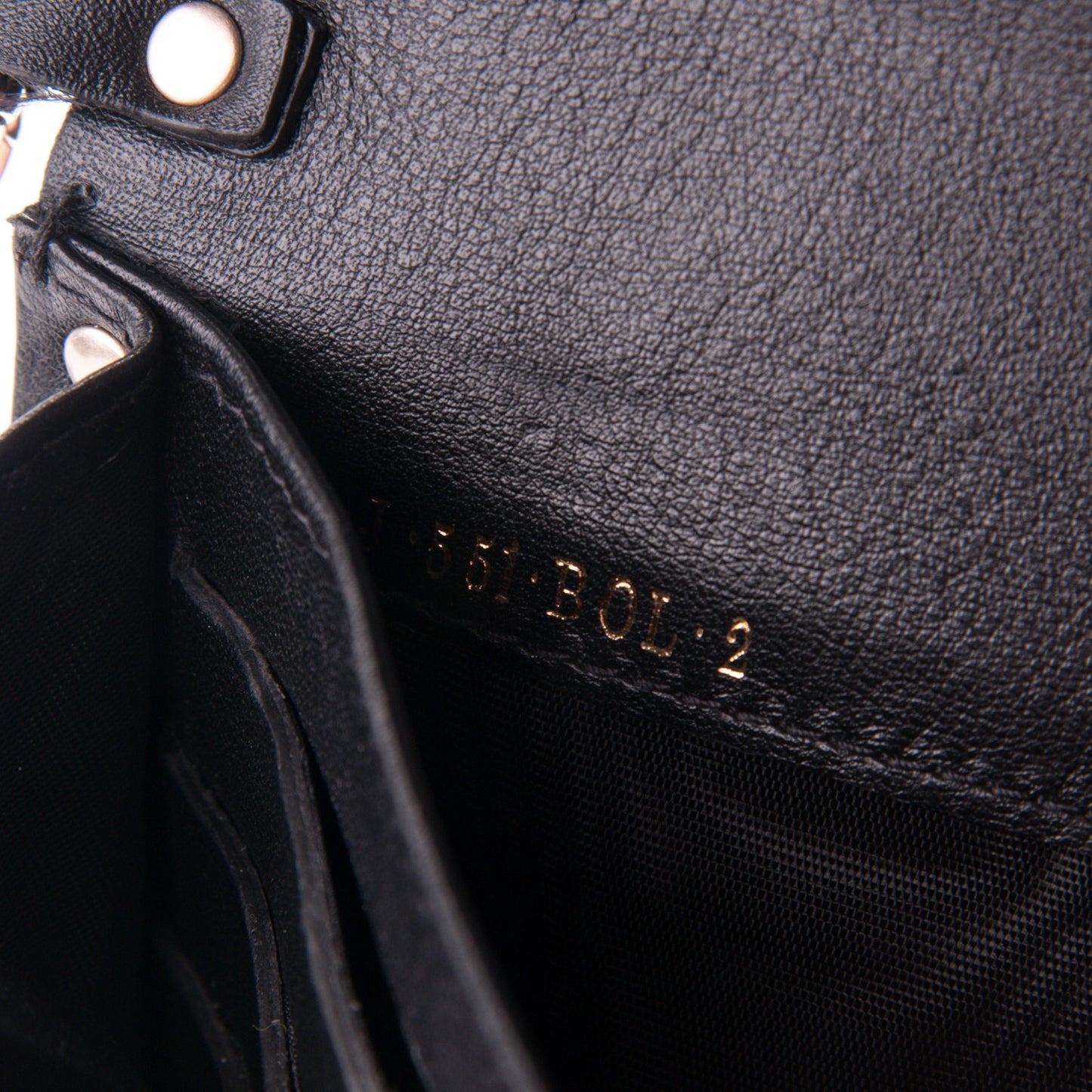 Vitello Rockstud Flap Wallet on Chain Black