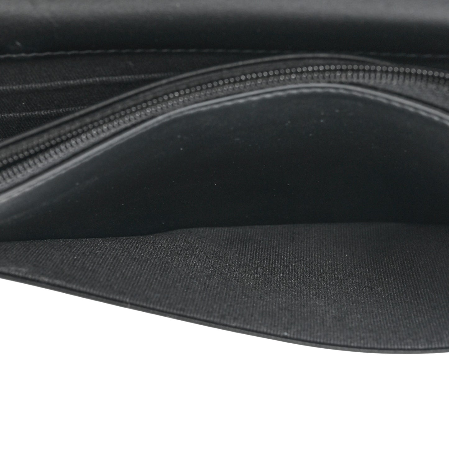 Caviar Quilted Boy Clutch With Chain Black