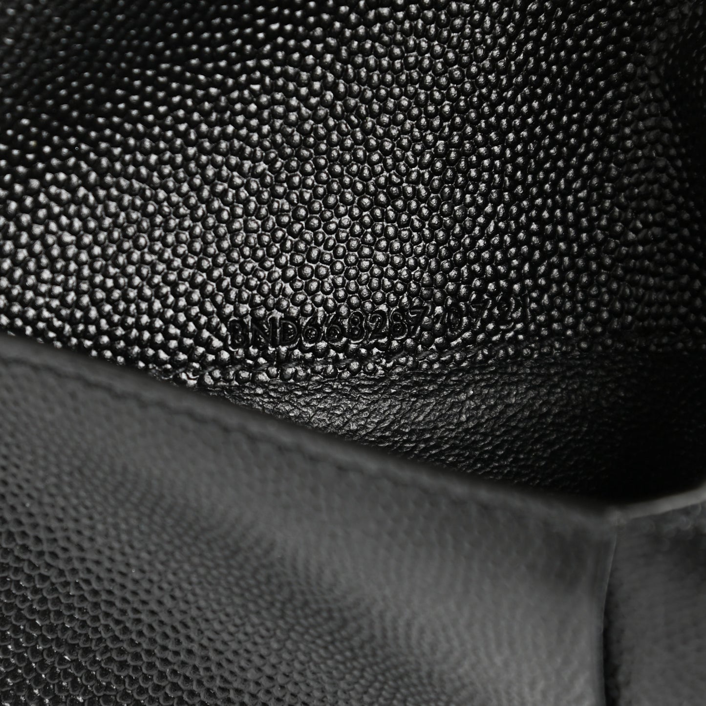 Grain De Poudre Matelasse Chevron Monogram Zipped Two-Part Wallet Black