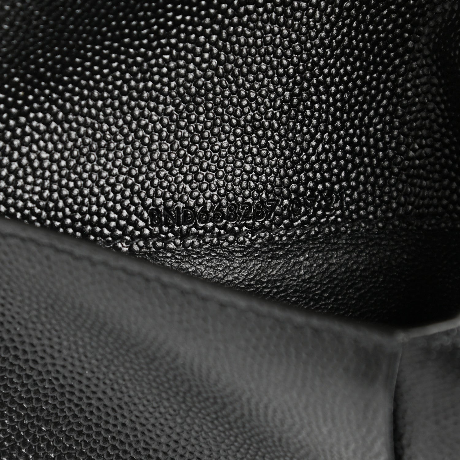 Saint Laurent Grain De Poudre Matelasse Chevron Monogram Zipped Two-Part Wallet Black 7 of 8
