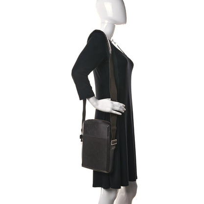 Louis Vuitton Monogram Glace Bobby Cafe 2 of 12