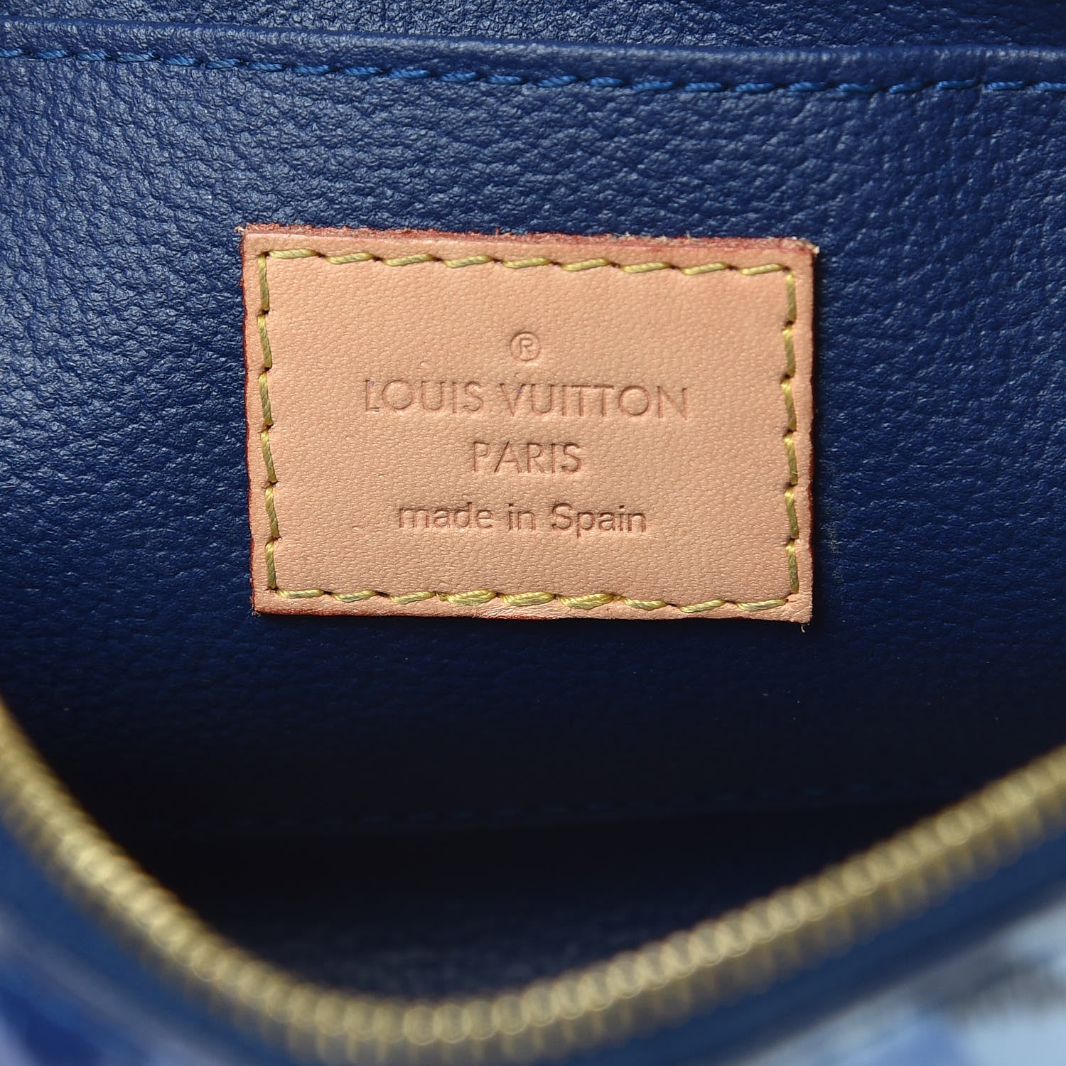 Louis Vuitton Vernis Ikat Cosmetic Pouch Grand Blue 6 of 11