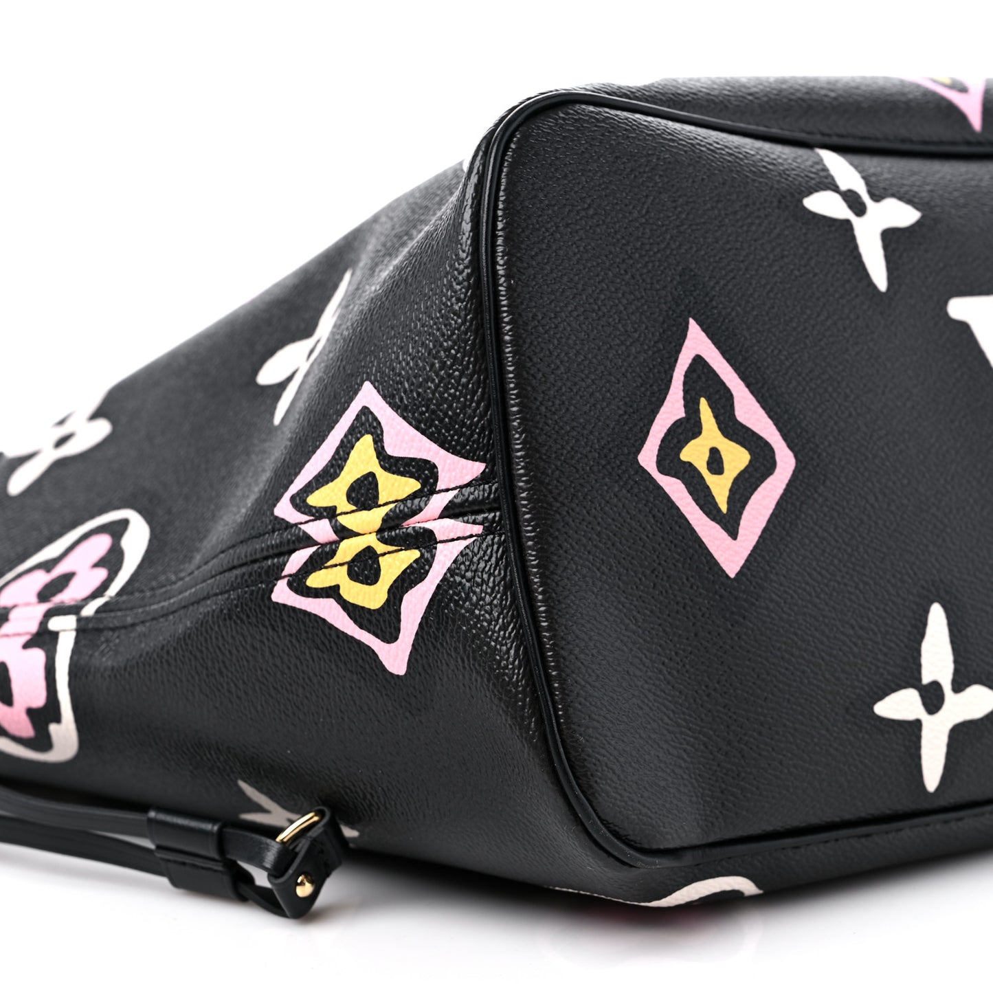 Monogram Giant Wild at Heart Neverfull MM Black