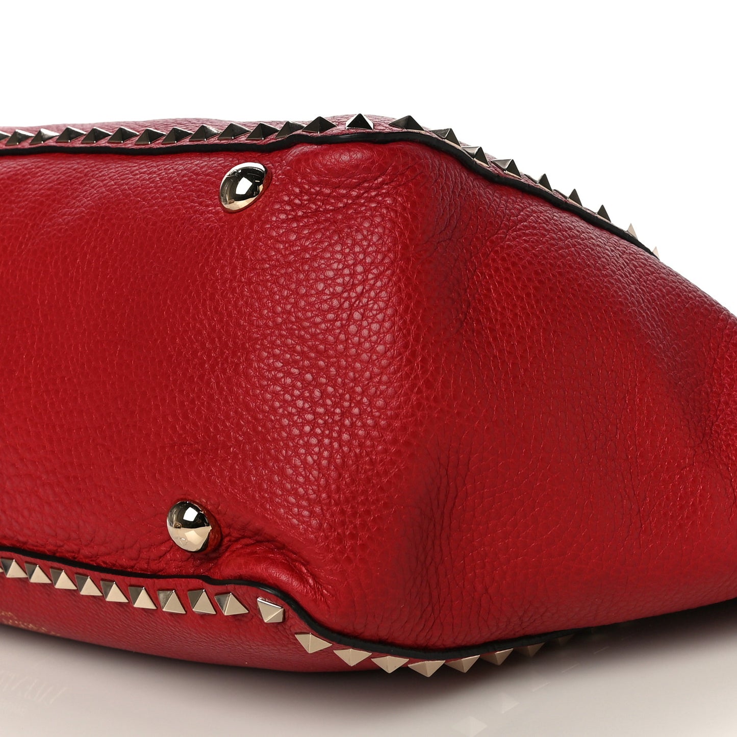 Pebbled Calfskin Medium Rockstud Tote Rosso Valentino
