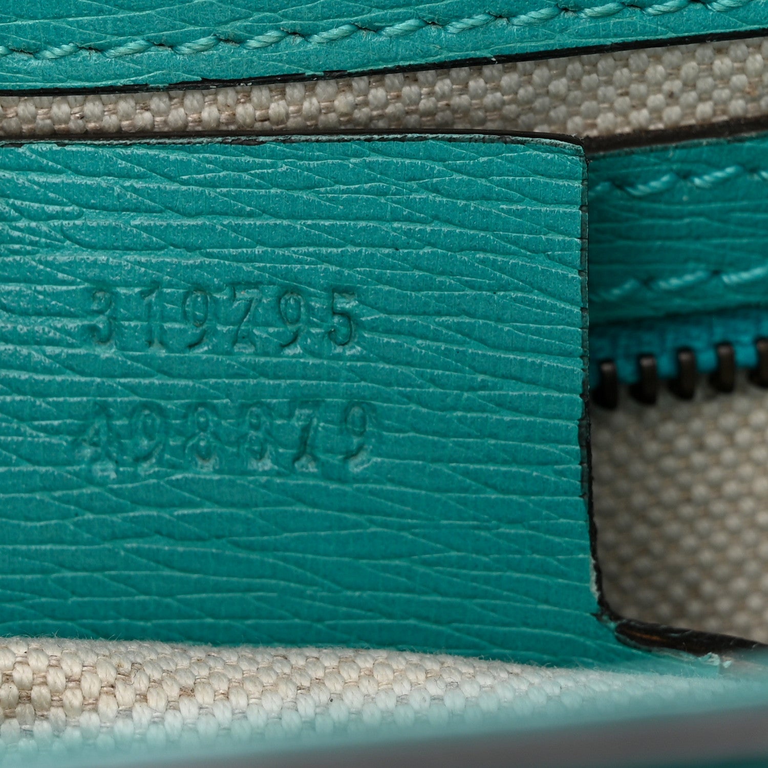 Gucci Textured Calfskin Medium Bright Bit Tote Blue 7 of 19