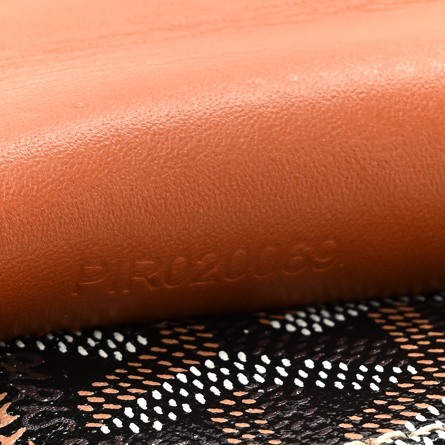 Goyard Goyardine Pouch Black Gold 7 of 7