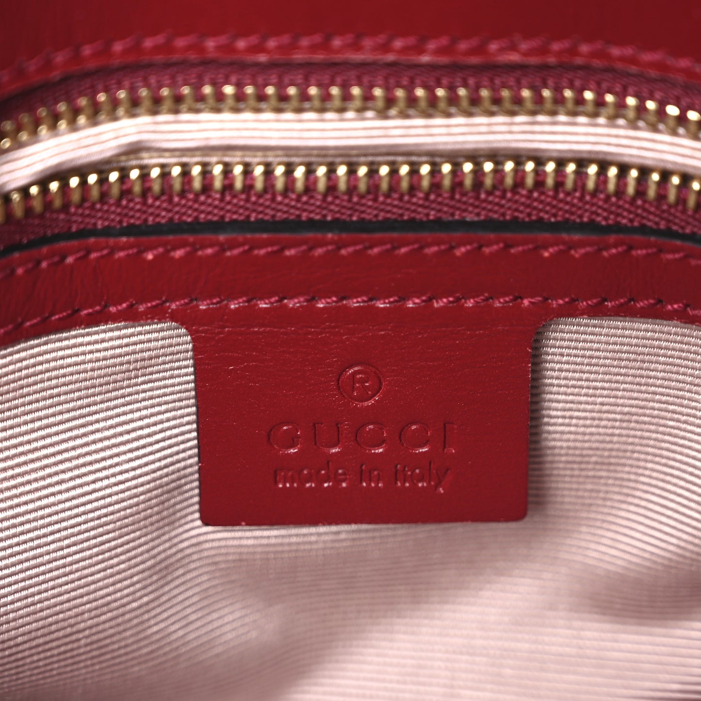 Vitello Palmellato Lux Bi-Color Small Arli Flap Shoulder Bag New Cherry Red Black