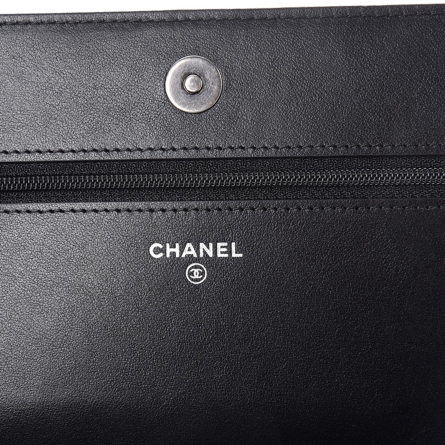 Caviar Quilted Boy Wallet On Chain WOC Black