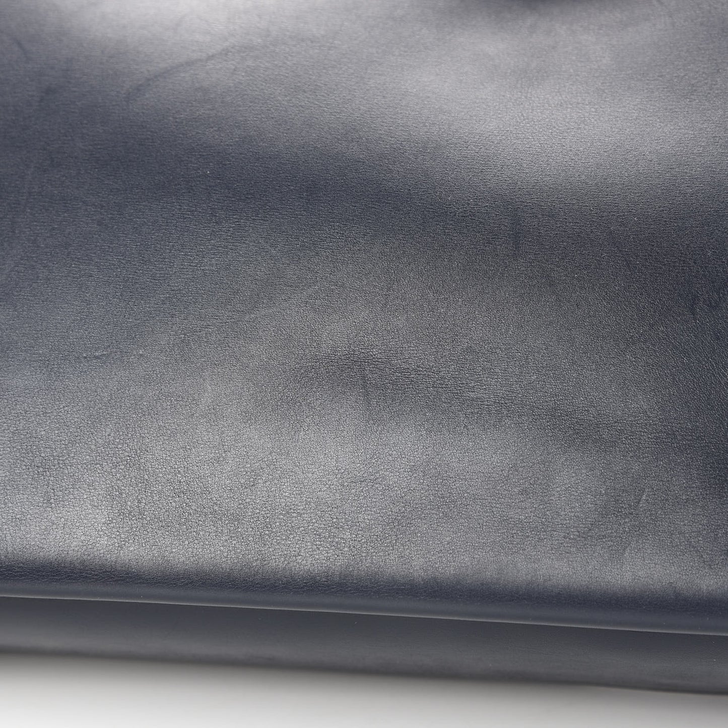 Calfskin Blade Flap Navy