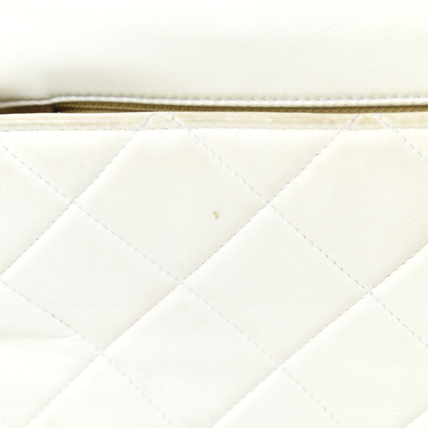 Chanel Lambskin Quilted Large Side-Packs White 21 of 28