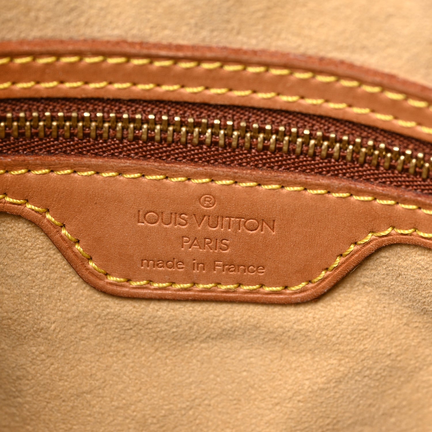 Louis Vuitton Monogram Looping GM 6 of 9