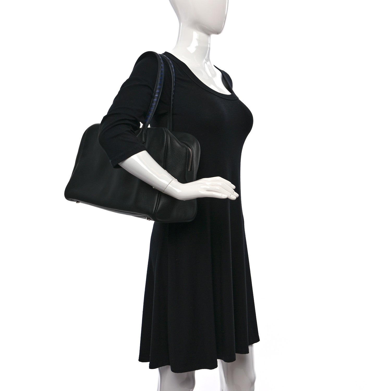 Hermes Taurillon Novillo Tressage Victoria II 35 Black Bleu Encre 2 of 10