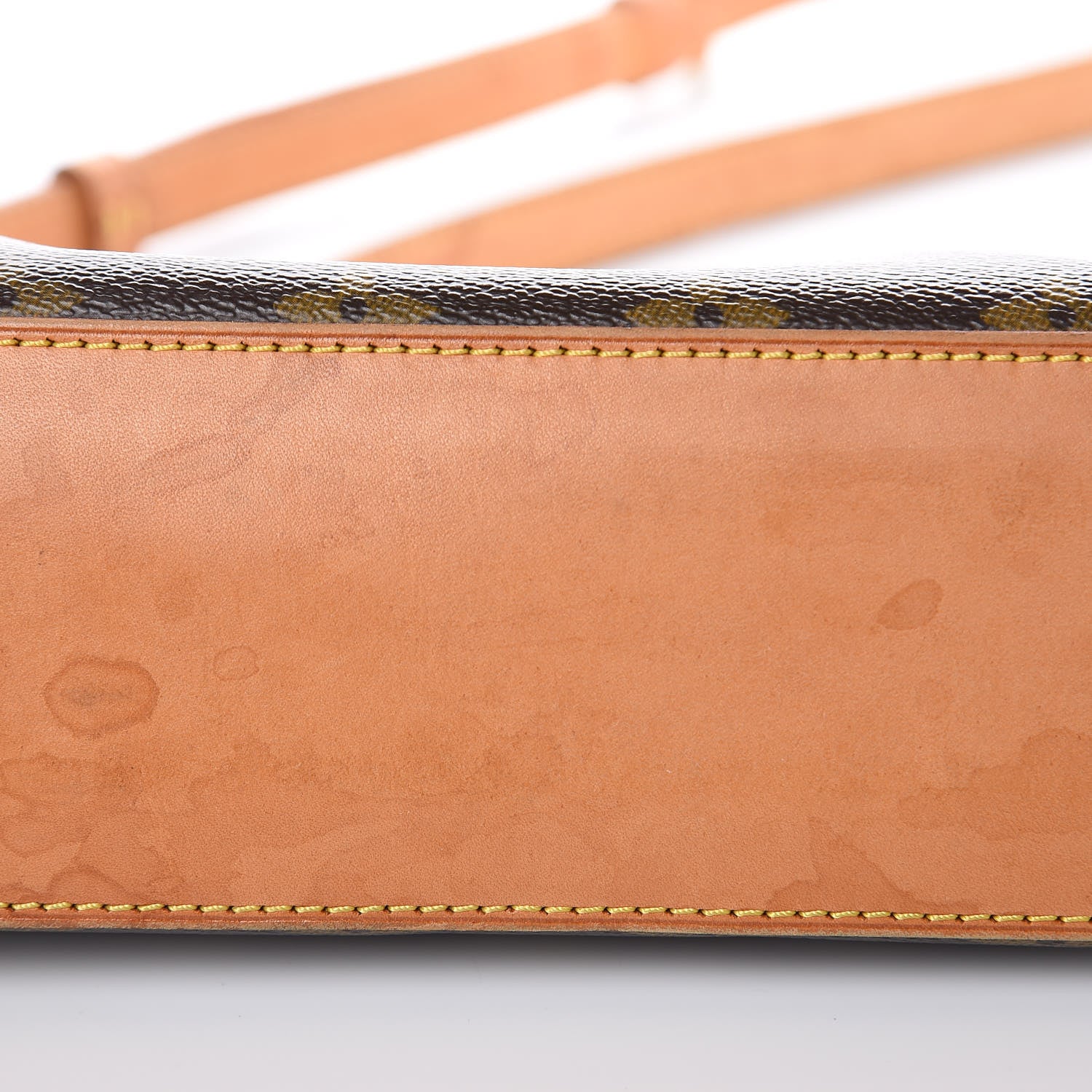 Louis Vuitton Monogram Trotteur 9 of 11
