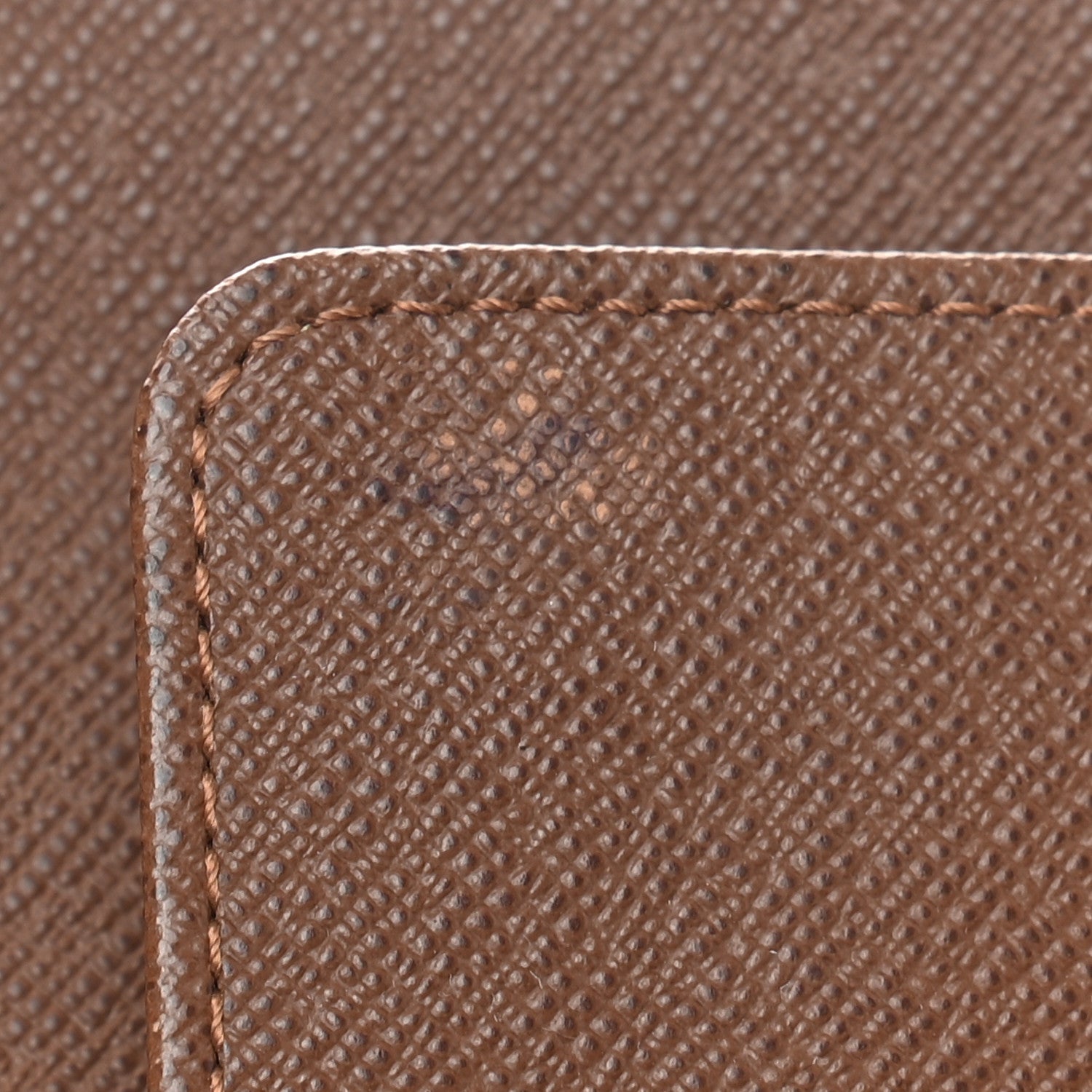 Louis Vuitton Monogram Medium Ring Agenda Cover 8 of 8