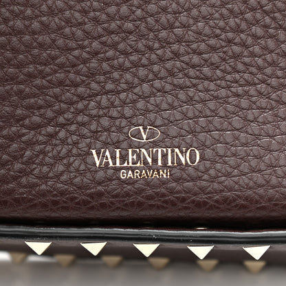 Valentino Garavani Grained Calfskin Rockstud Bucket Bag Rubin 7 of 10
