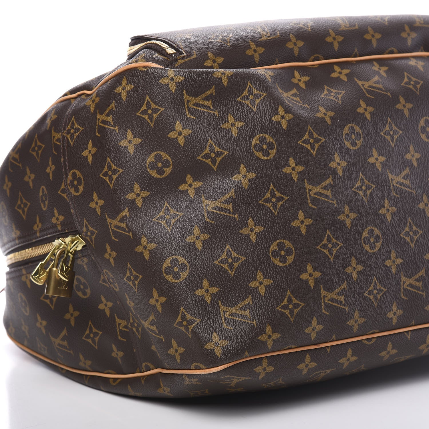 Louis Vuitton Monogram Evasion Sports Bag 7 of 9