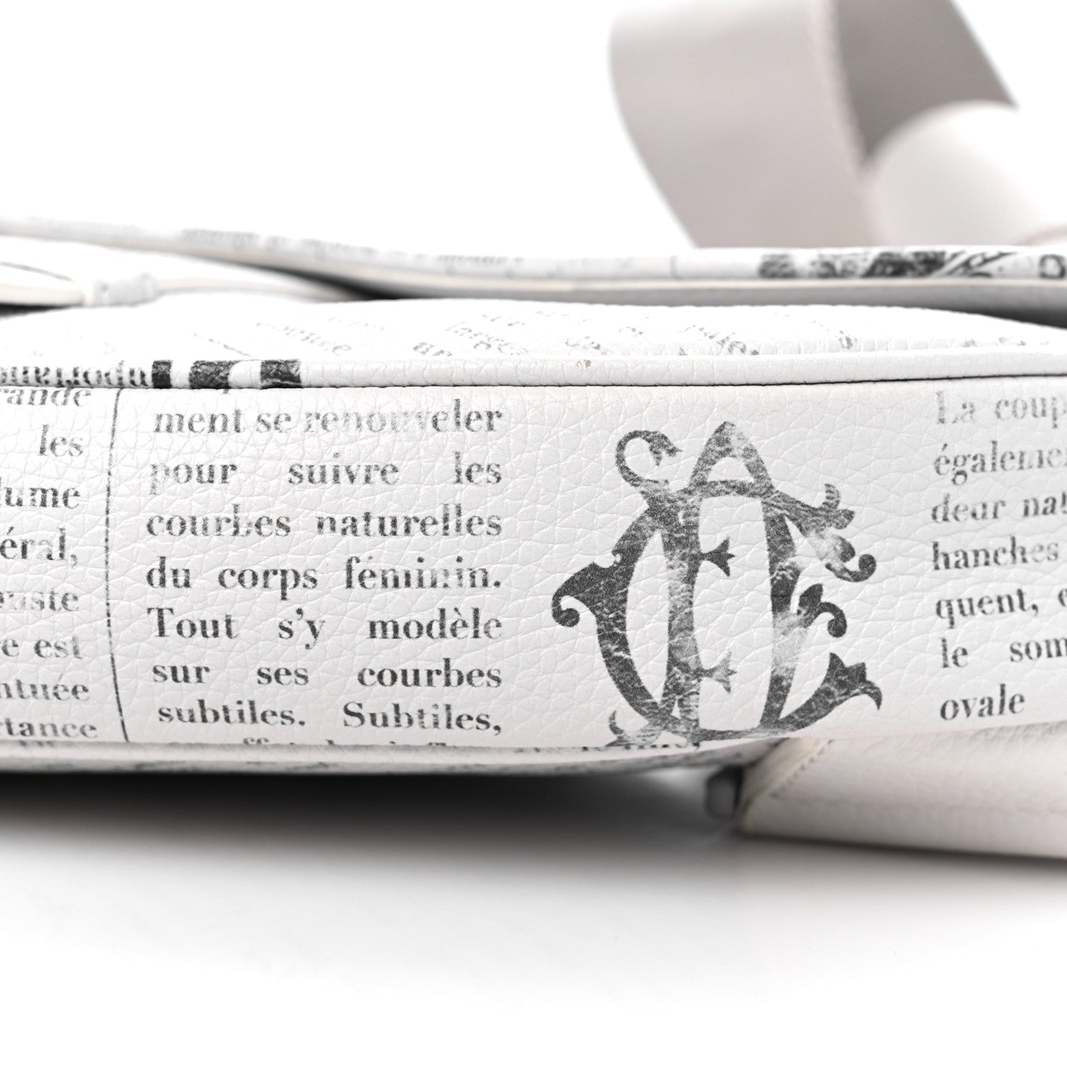 Christian Dior X DANIEL ARSHAM Grained Calfskin Newspaper Print Saddle Bag White 8 of 8